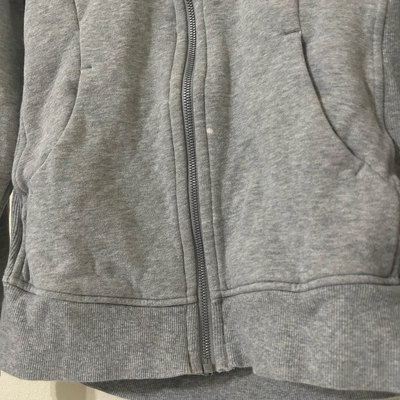 Lululemon Scuba Hoodie Light Cotton Fleece Medium Gray Women’s Size 6 Zip Jacket - Picture 8 of 12